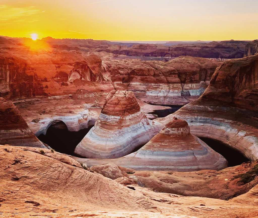 Embracing the Serenity of Sunrise: Farewell to the Canyon Walls (Day&nbsp;2)