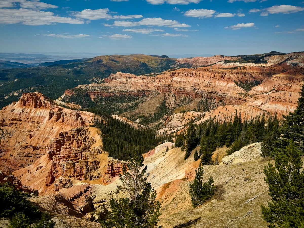 Autumn Serenity at Cedar Breaks: A Day of Scenic Beauty and&nbsp;Reflection