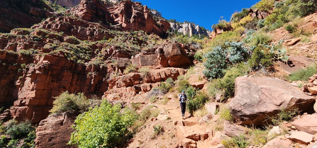 The Ten Essentials Every Hiker Should&nbsp;Carry