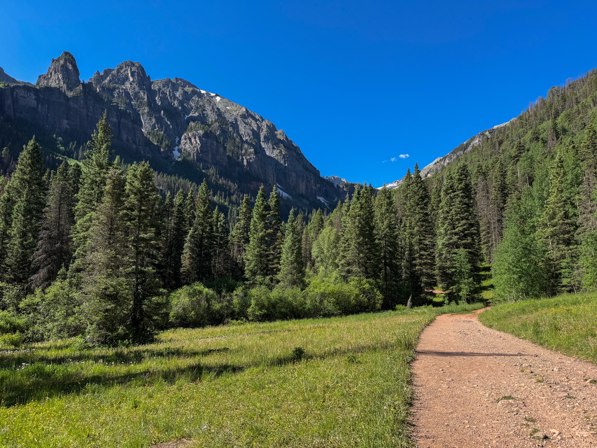 Bear Creek Falls: A Telluride Trail of Mist and&nbsp;Majesty