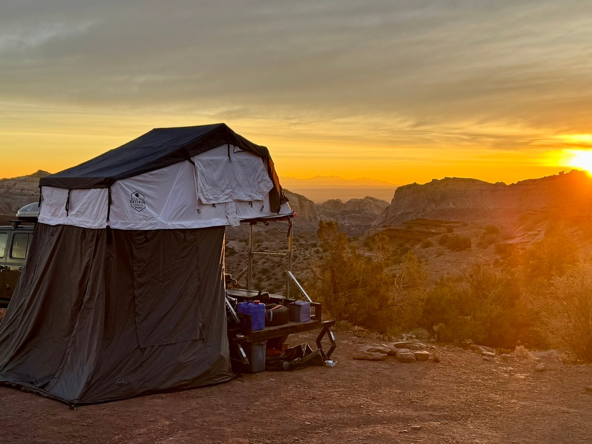 Thanksgiving in Vermilion Cliffs: Wandering a Desert of Stone, Sky & Silence (Part&nbsp;1)